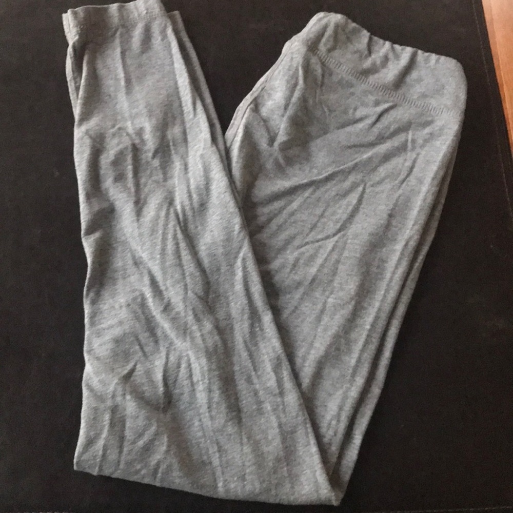 Grey leggings